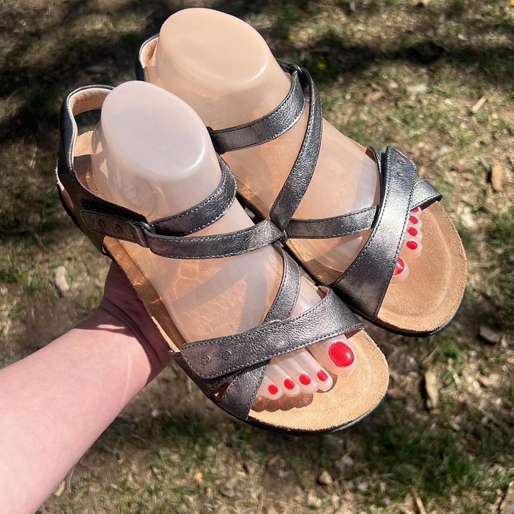 Taos silver strappy sandals Velcro closure leather